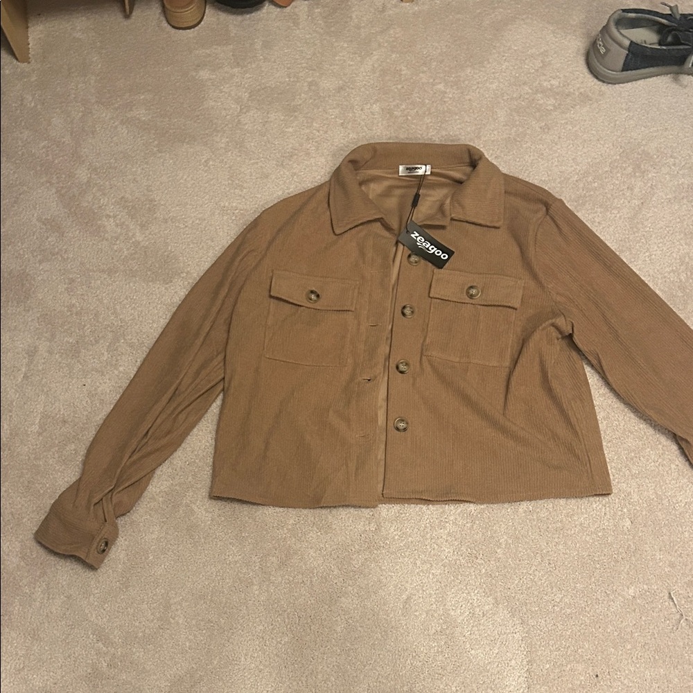 zeagoo Ribbed Cropped Button-Up Jacket in Camel Brown